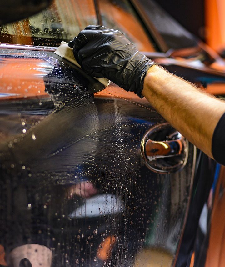 Ručné umývanie nepoškodí lak Vášho automobilu